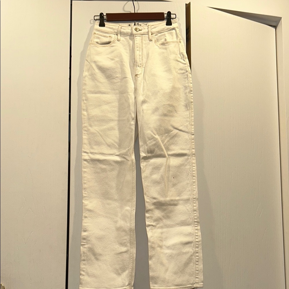 Hollister Classic White Women's Jeans